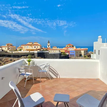 Family Oasis - Oceanview Duplex, Heated Pool, Air Con Appartement *