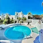 Appartement Family Oasis - Oceanview Duplex, Heated Pool, Air Con *