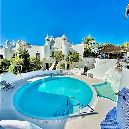 Apartmán Family Oasis - Oceanview Duplex, Heated Pool, Air Con *