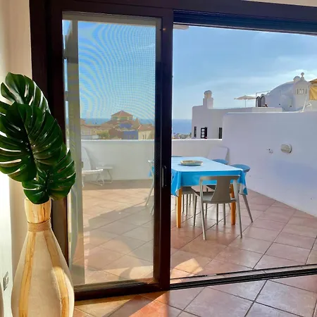 Family Oasis - Oceanview Duplex, Heated Pool, Air Con Appartement *