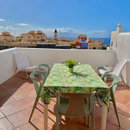 Apartamento Family Oasis - Oceanview Duplex, Heated Pool, Air Con